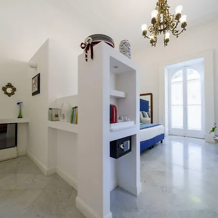 Konukevi Manning Relais 4*