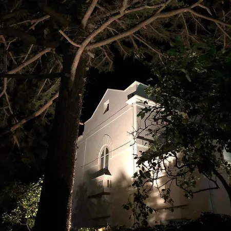 Manning Relais Guest house